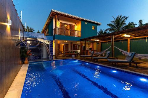 Casa Espaçosa com Piscina e Sauna Privativa! 6 Suítes!