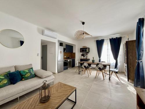 Appartement cosy Aigues-Mortes centre 4 pers in Ег-Морт