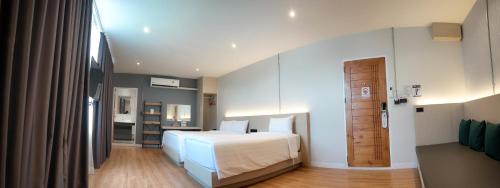 V1 boutique hotel Room Type - Executive Family Room