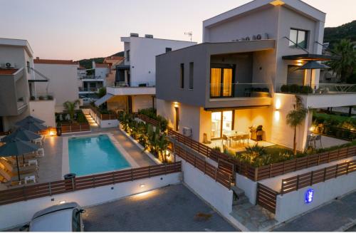 Diamond A1 Luxury Inn in Iraklitsa