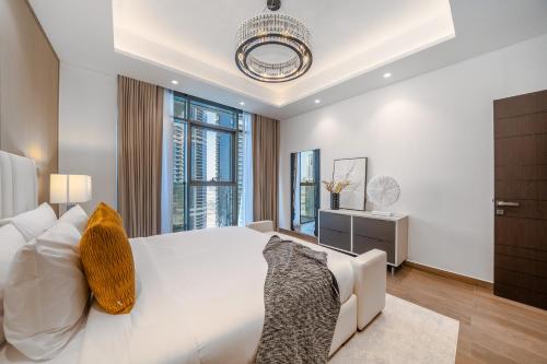 Sky-High 2BR Escape Stylish Stay Near Dubai Mall, Dubai (Foto 10)