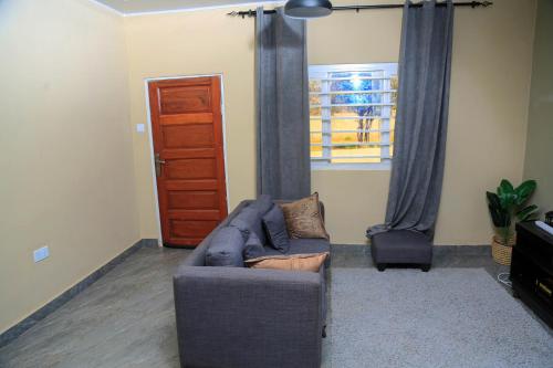 Forest Views Haven - Flat 2 in ซอลเวซิ