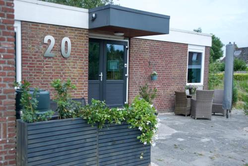 Vijverburcht in Poppingawier