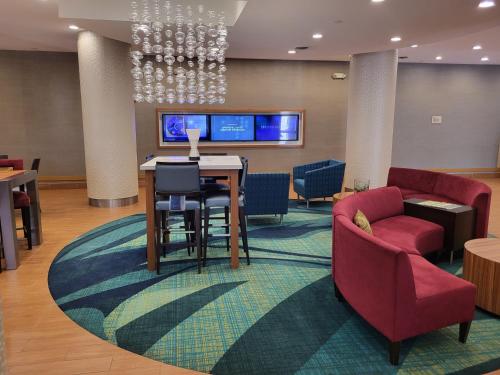 SpringHill Suites by Marriott Houston Westchase - image 10