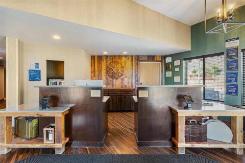 Best Western Hi-Desert Inn - image 6