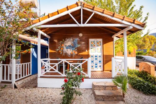 Portakal Bahçesi Bungalow Hotel (Portakal Bahcesi Bungalow Hotel) in Adrasan