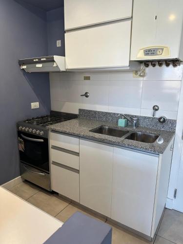 xxx in 센터 주변