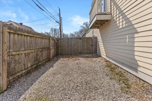 Carriage Home with early check in near พิพิธภัณฑ์เด็กอินเดียน่าโพลิส