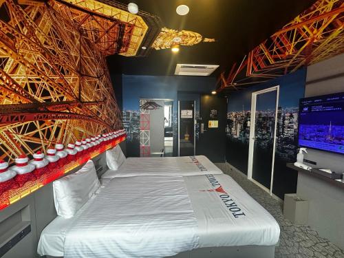 room detail thumbnail 0