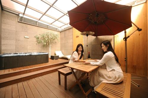 K Boutique Hotel in Yeocheon-dong