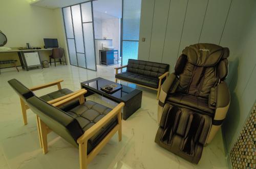 K Boutique Hotel in Yeocheon-dong