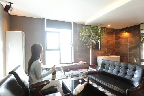K Boutique Hotel in Yeocheon-dong