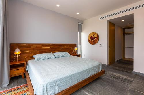 Ocean view condo - Beach pool & jacuzzi! - image 3
