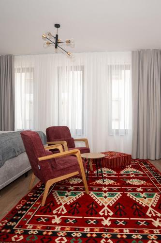 One-Bedroom Apartment image 10