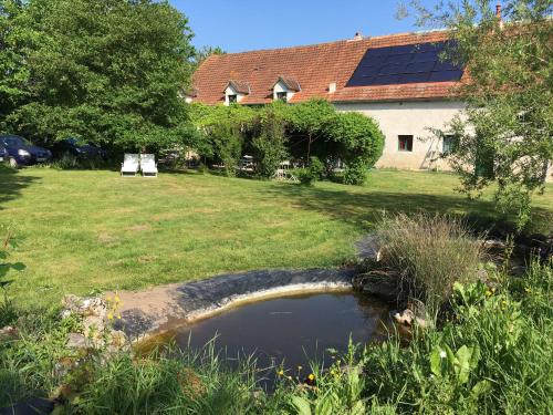 . Charmant gîte rénové en Berry avec grand terrain, cheminée, et proximité UNESCO et thermes - FR-1-591-212