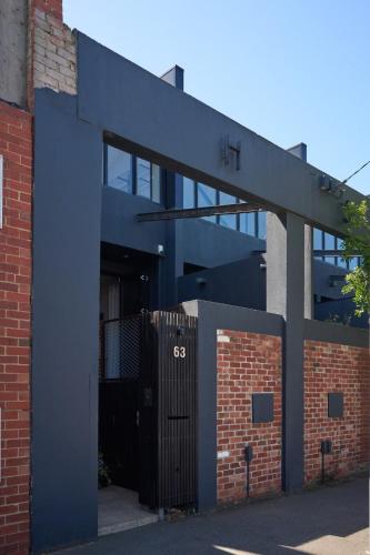 Luxury House - Spacious & Bright 3 Bedroom House in Flemington