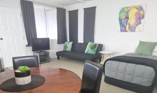 Hacienda Motel - Accommodation - Invercargill