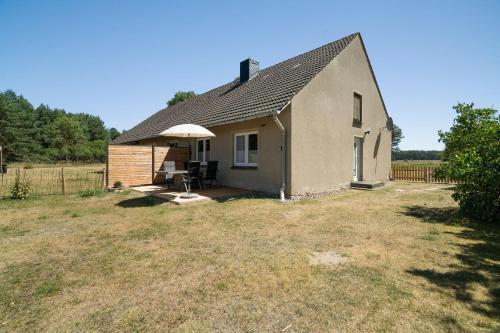 Ferienwohnung-an-der-Mueritz in 播克