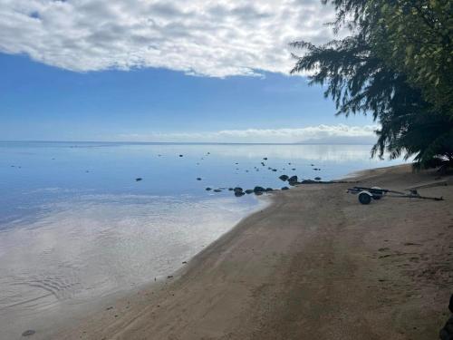 Manuura village in Ti'ama'o