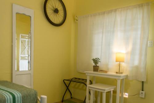 2 twin beds