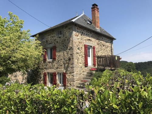 . Maison confortable à Ferrières-sur-Sichon, animaux acceptés