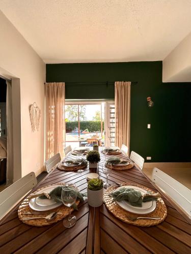 Tropical Oasis! 5BR Luxe Home in Dorado