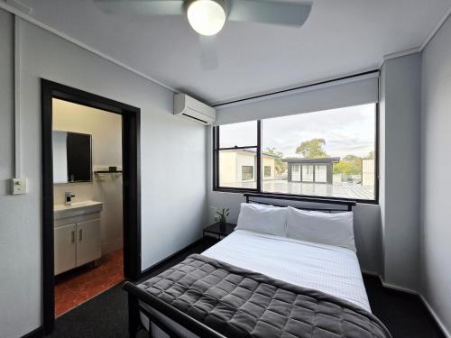 Panania Hotel Sydney - image 4