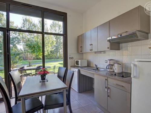 Chalet moderne 4-6 pers, animaux acceptes, terrasse privee - FR-1-496-79 in Other