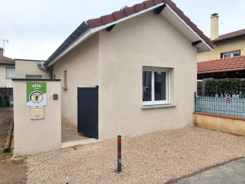 Charmant gîte à Montrond-les-Bains avec parking et wifi - FR-1-496-342 (Charmant gite a Montrond-les-Bains avec parking et wifi - FR-1-496-342) in Montrond-les-Bains