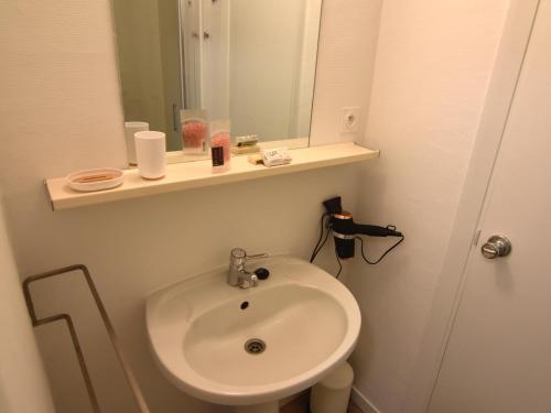 Apartment image 7