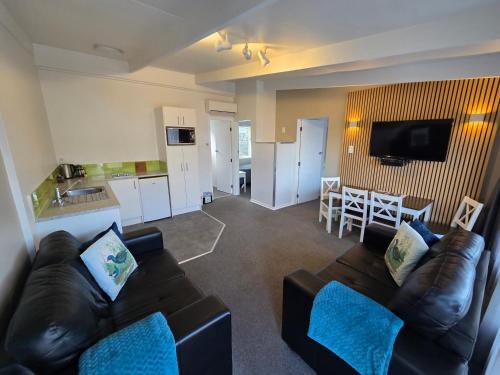 Family Two-Bedroom Suite image 9