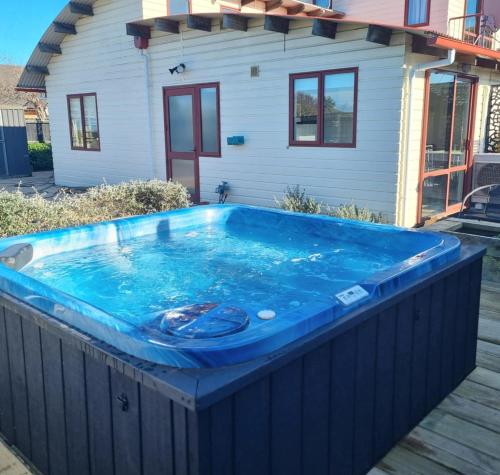 جاكوزي, Margaret Home in شاطىء ويميري