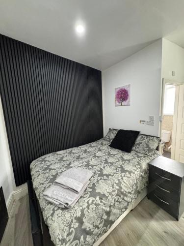 Self-Contained Studio with kitchen & bathroom - Warm Welcome Inn , Stirchley, Birmingham (foto 8)