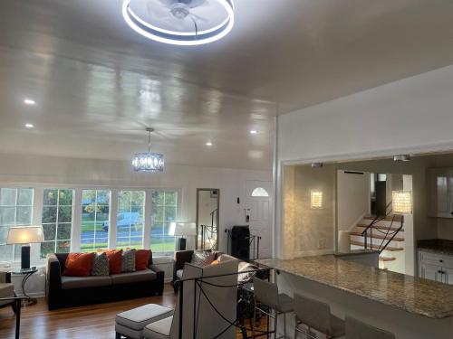 Entire 5 Bedrooms Home near DC and Metro in Silver Spring (Maryland)