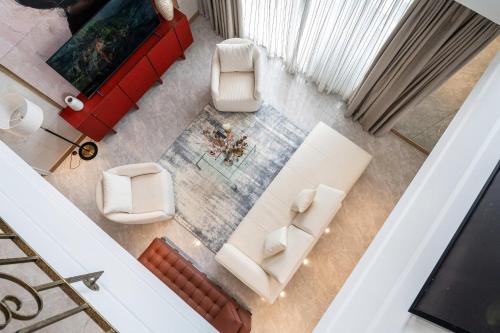 Apartment image 5