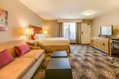 Hotel San Diego-Rancho Bernardo – San Diego, CA