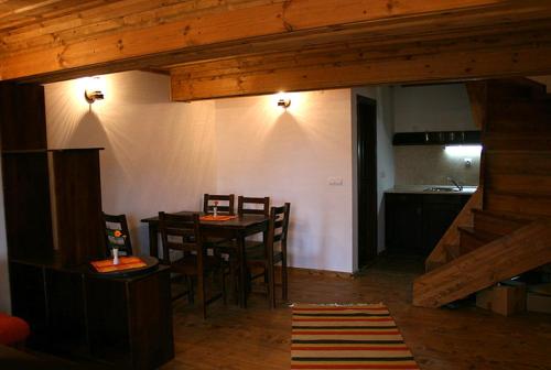 Complex Kosovo Houses - main image