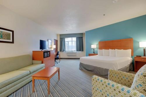 Best Western Liberty Inn DuPont - image 10
