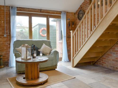 Exterior view, The Shieling in Freshwater South