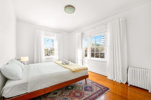 2BR Art Deco Apt - A Hidden Gem in East Melbourne in East Melbourne