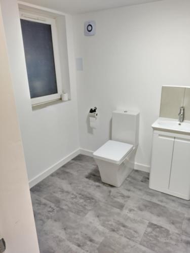 Glasgow Hampden Garden Flat