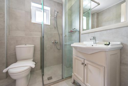 Erietta Aparthotel - Photo 2