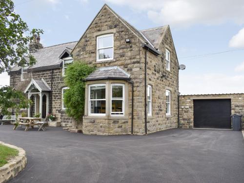 Exterior view, Brookleigh Farm Cottage in Otley and Yeadon