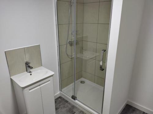 Glasgow Hampden Garden Flat - main image