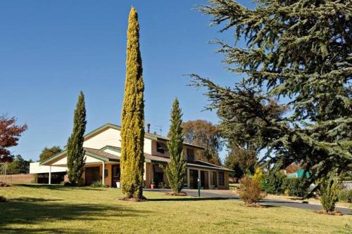 山頂度假村汽車旅館 (Hilltops Retreat Motor Inn) in 陽城