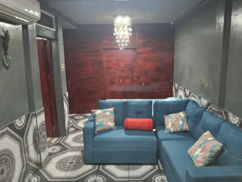 Deluxe Family Room image 10