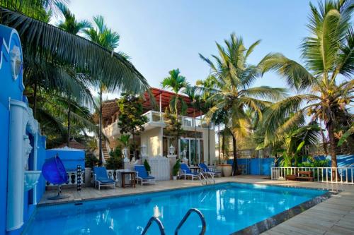 3 bedrooms, 4 beds