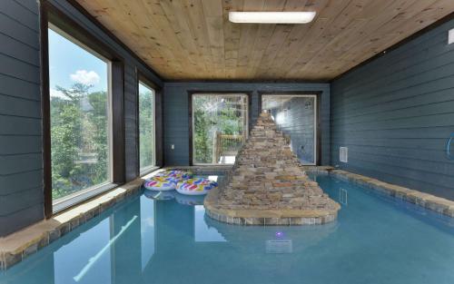 Big Forest Lodge - Private Indoor Pool Theater Room 2 Game Rooms Outdoor Hot Tub + More! - main image
