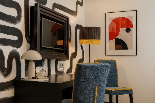 Deluxe Double or Twin Room image 1