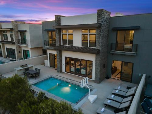 A Hole in One home